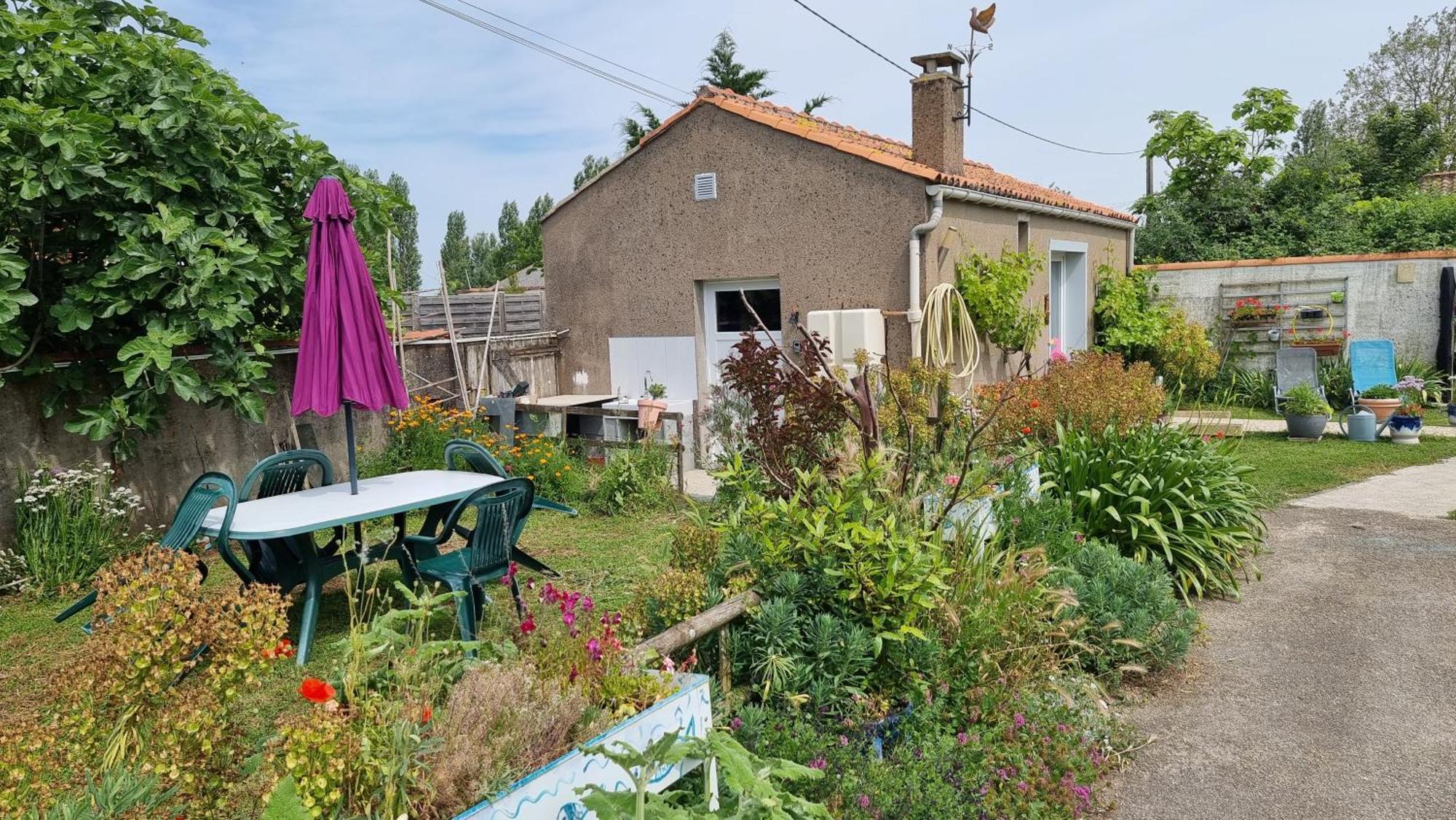 Brigitte Et Franck Bed & Breakfast Triaize Eksteriør bilde